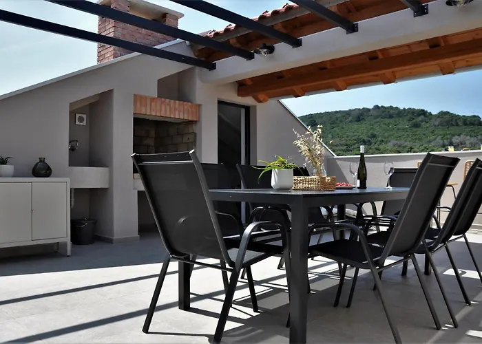 Sol Luxury Near The With Shared Heated Pool Lejlighed *
