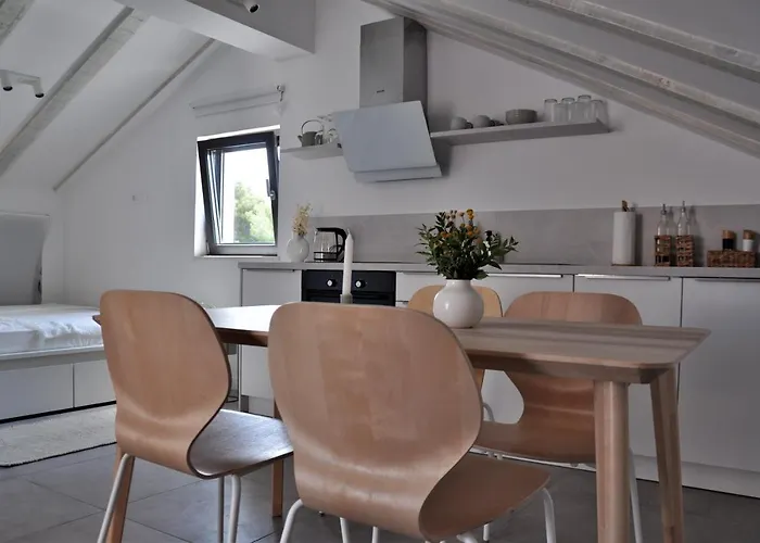 Sol Luxury Near The With Shared Heated Pool Apartamento