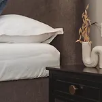 Sol Luxury Near The With Shared Heated Pool Apartment *