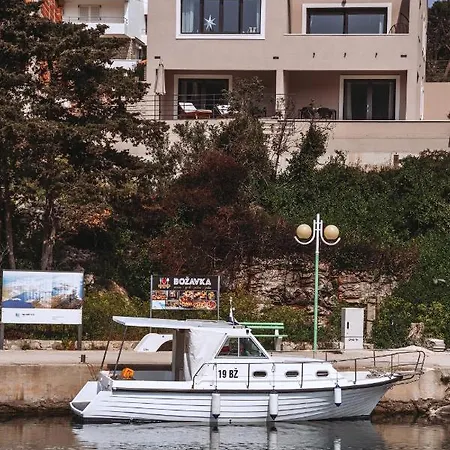 Sol Luxury Near The With Shared Heated Pool *