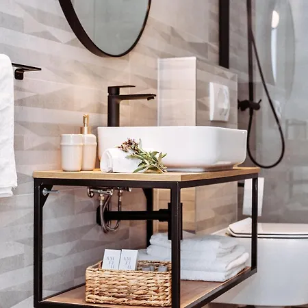 Sol Luxury Near The With Shared Heated Pool Bozava