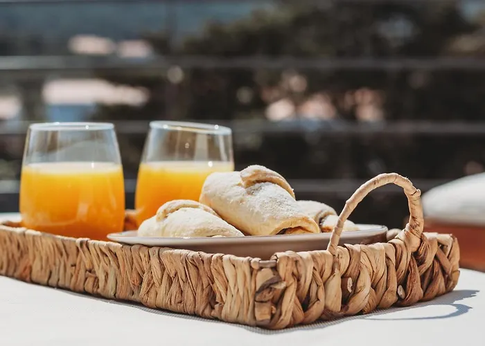 Sol Luxury Near The With Shared Heated Pool