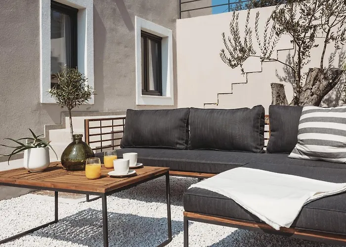 Apartamento Sol Luxury Near The With Shared Heated Pool