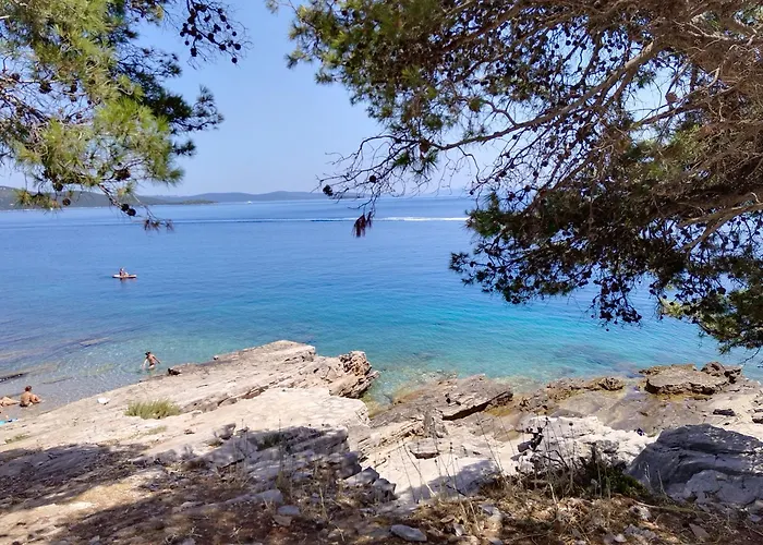 Sol Luxury Near The With Shared Heated Pool * Božava