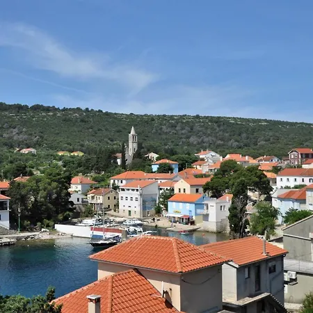 Sol Luxury Near The With Shared Heated Pool